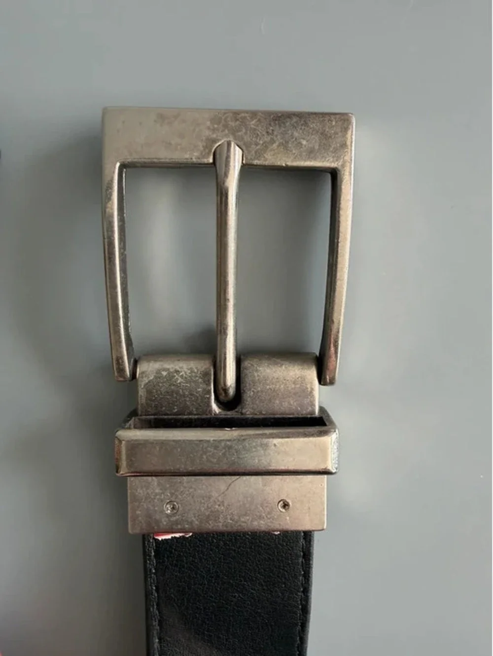 Reversible brown and black leather Levi’s belt